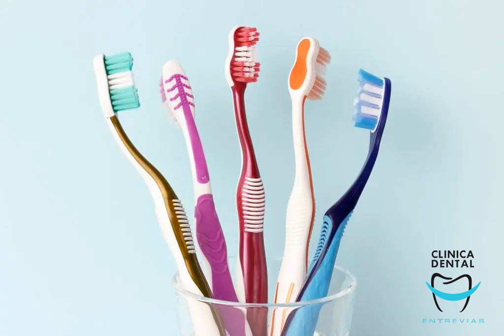 ¿Sabes cuál es la importancia de desinfectar tu cepillo de dientes?