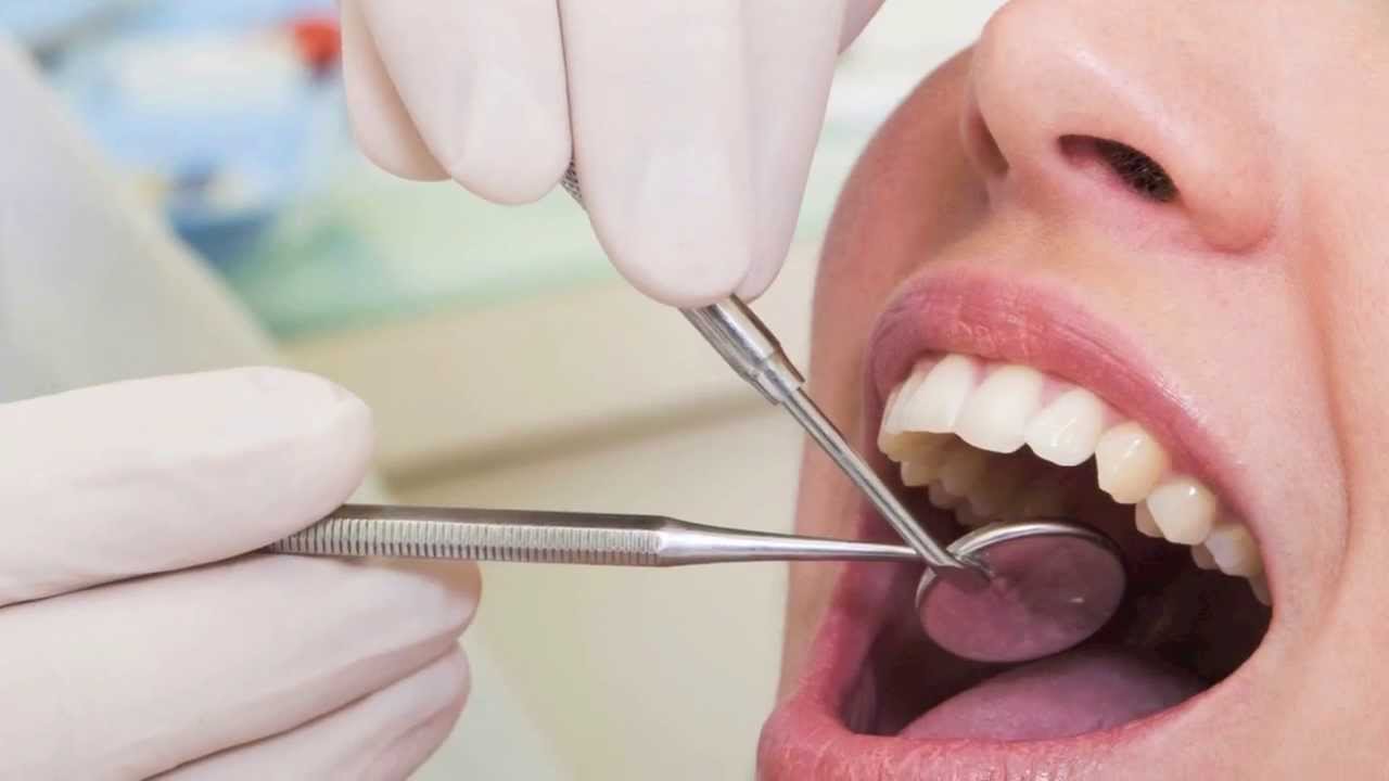 ¿Qué puedes hacer si se te cae un empaste dental?