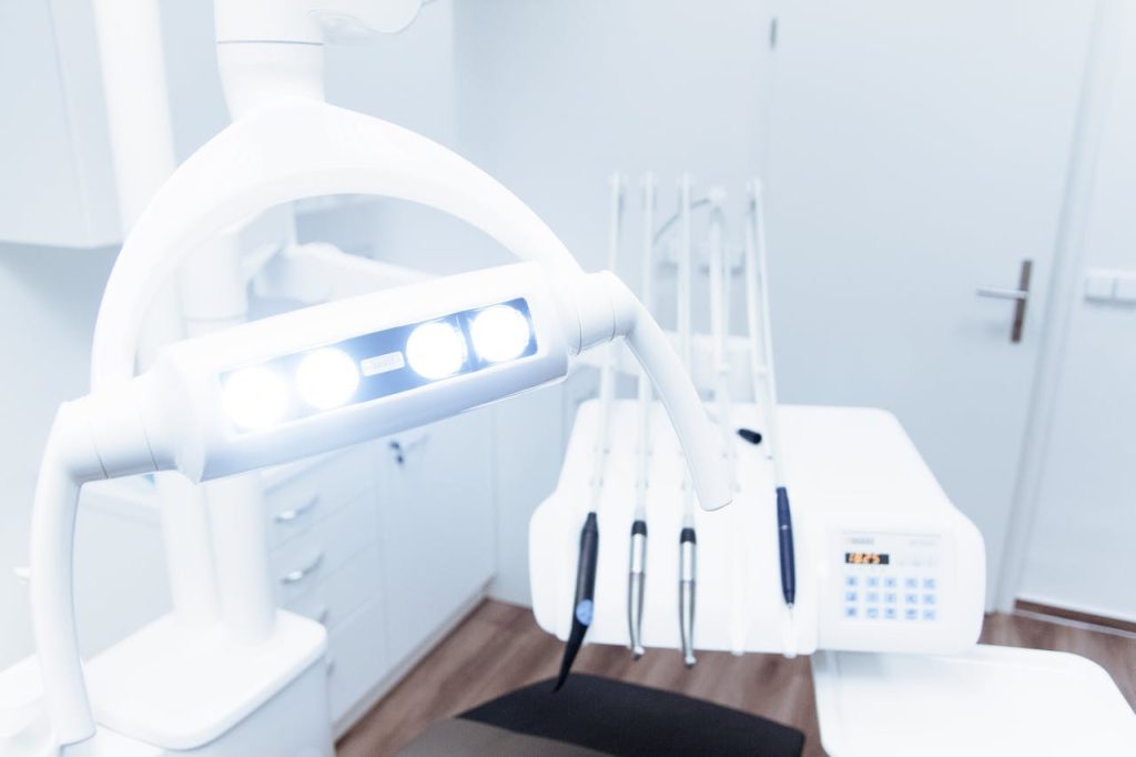 Tratamientos de Infecciones Dentales en Clínica Dental Entrevías: Innovación y Enfoque Localizado